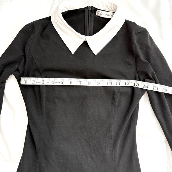 Wednesday Adam’s Aphratti costume white Collared black Dress and wig - Picture 5 of 10